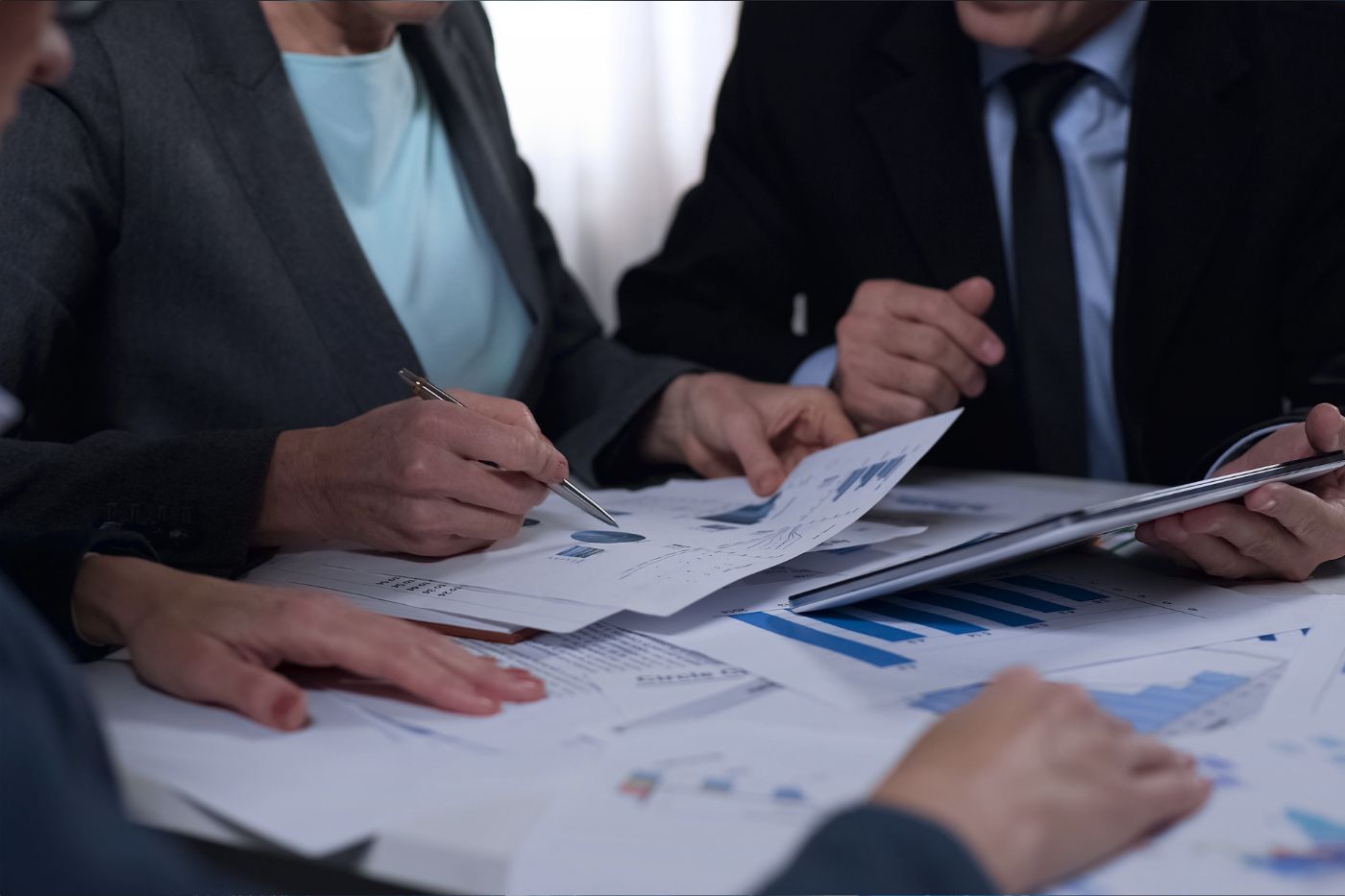 corporate governance and compliance consulting services